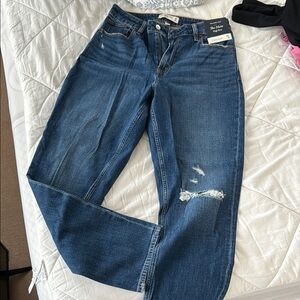 NWT Abercrombie curve love the mom high rise